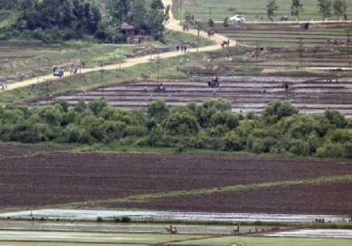 North Korea`s food prices rise, suggesting supply shortages