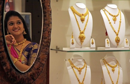 Gem, jewellery exports drop 10.7% to Rs 22,693.41 crore in May: GJEPC