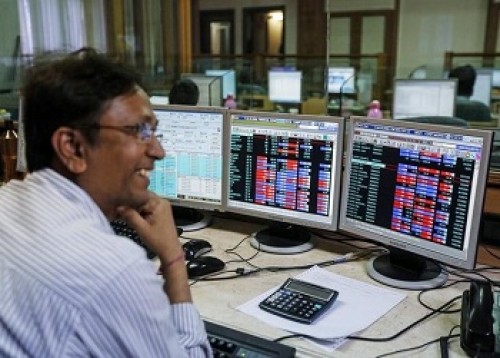 Quote on Nifty : Throughout the day, Nifty traded within a narrow range Says Rupak De, LKP Securities