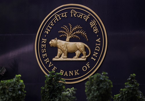 India cenbank buys $7.37 billion in spot forex market in May bulletin