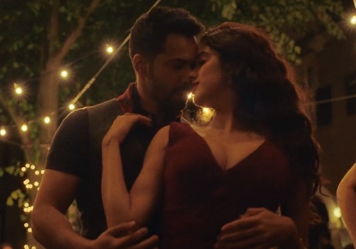 Janhvi, Varun`s love story gets tested with WWII backdrop in 'Bawaal' teaser