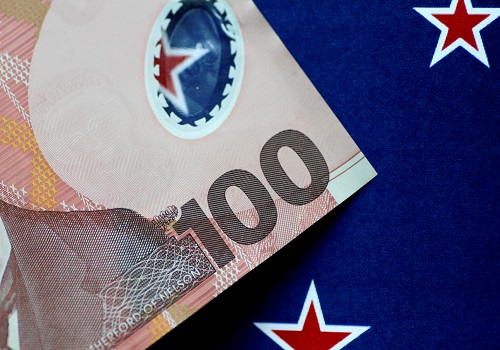 Dollar tentative, kiwi jumps as NZ inflation data tempers rate doves