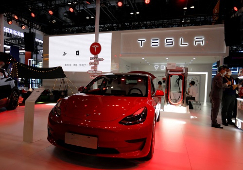 Tesla to discuss factory plan for new $24,000 car with India commerce minister
