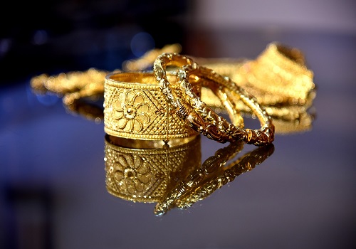 Commodity Article : Gold continues to settle lower; Crude maintains the positive momentum Says Prathamesh Mallya, Angel One