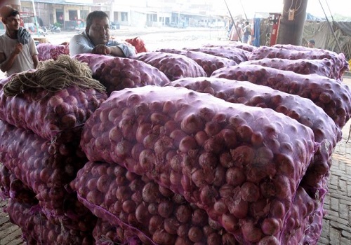 Government  imposes 40% duty on onion export