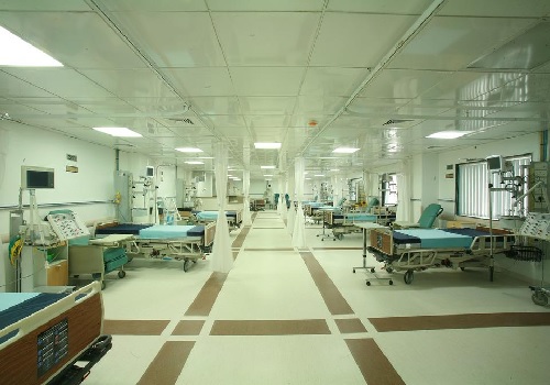 Yatharth Hospital and Trauma Care Services lists with 1.33% premium on the BSE