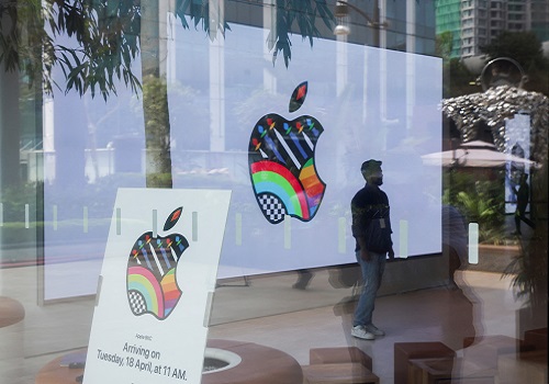 Apple aims to build more than 50 million iPhones annually in India - WSJ