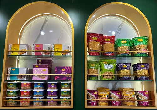 India`s Haldiram`s seeks to buy rival Prataap Snacks, sources say