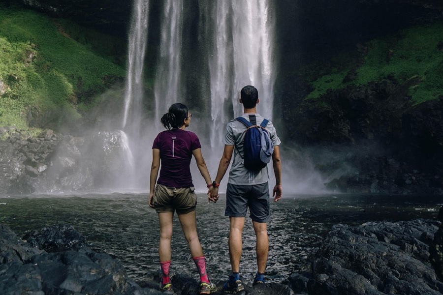 Chasing Waterfalls and Memories: Nature Escapes Redefine Couple Tourism