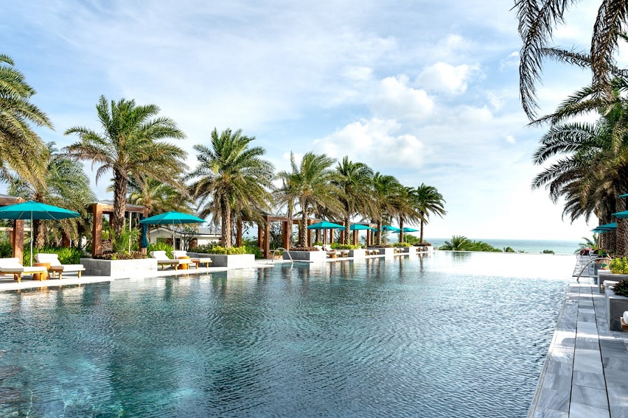 Paradise Perfected – A Luxury Coastal Resort Review