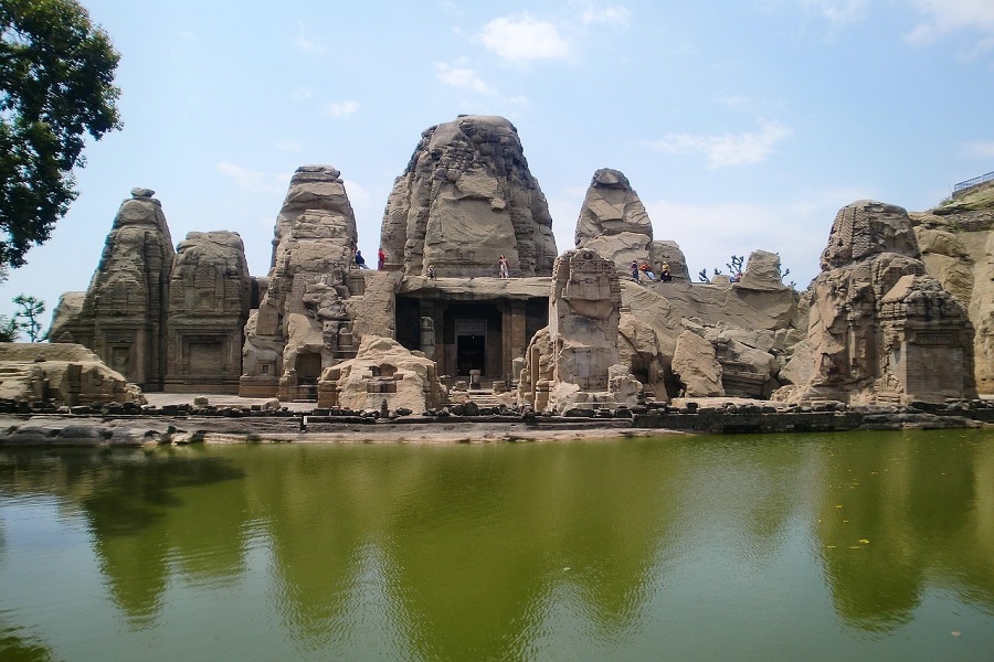 Exploring the Majesty of Indian Tourism: A Journey into the Heart of Heritage