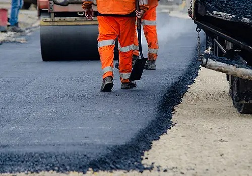 Leading firms in race for Reliance Infra`s 8 road projects valued at Rs 6,000 cr