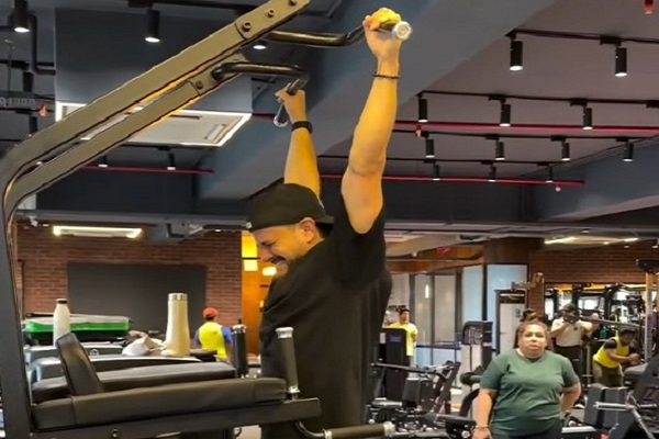 Kunal Kemmu says there are 'no shortcuts' as he shares personal best of 33 pull-ups 
