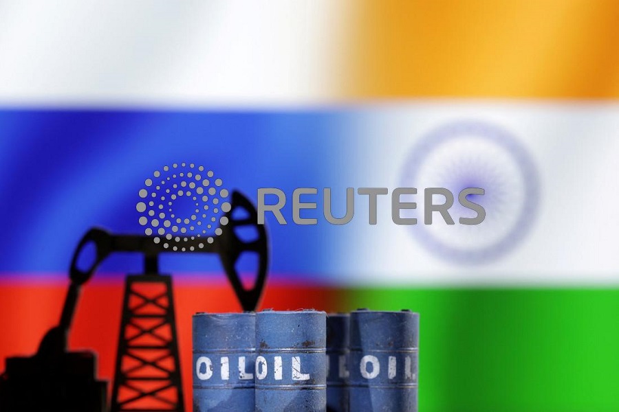 Indian state refiners may buy Mideast spot oil to replace Russian shortfall