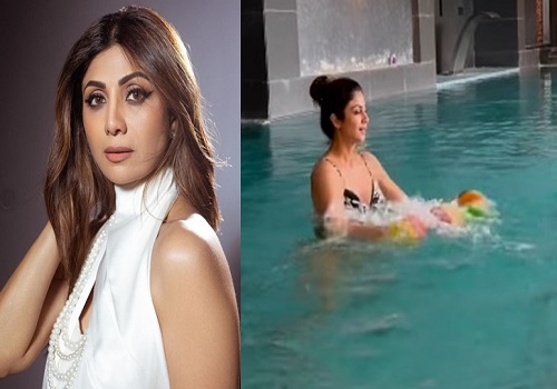 Shilpa Shetty shows how to stay fit in the pool