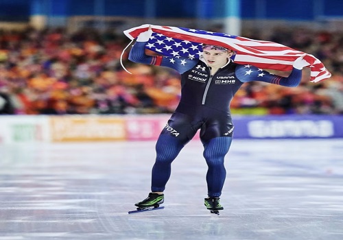 Stolz continues golden touch in World Cup speed skating