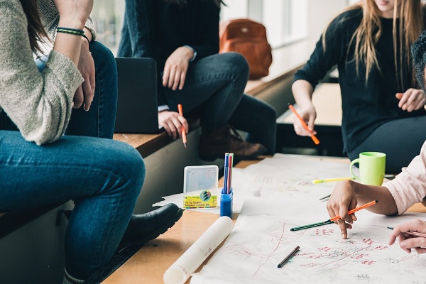 How Women Can Build a Strong Support Network in Everyday Life