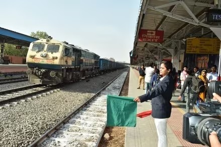 Women staff in Indian Railways crosses 1.1 lakh-mark