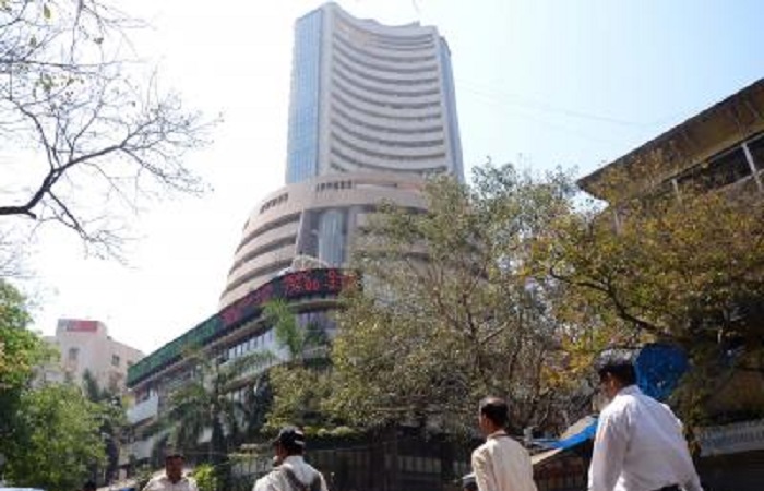 Indian shares set to open lower with HDFC, Fed decision in focus