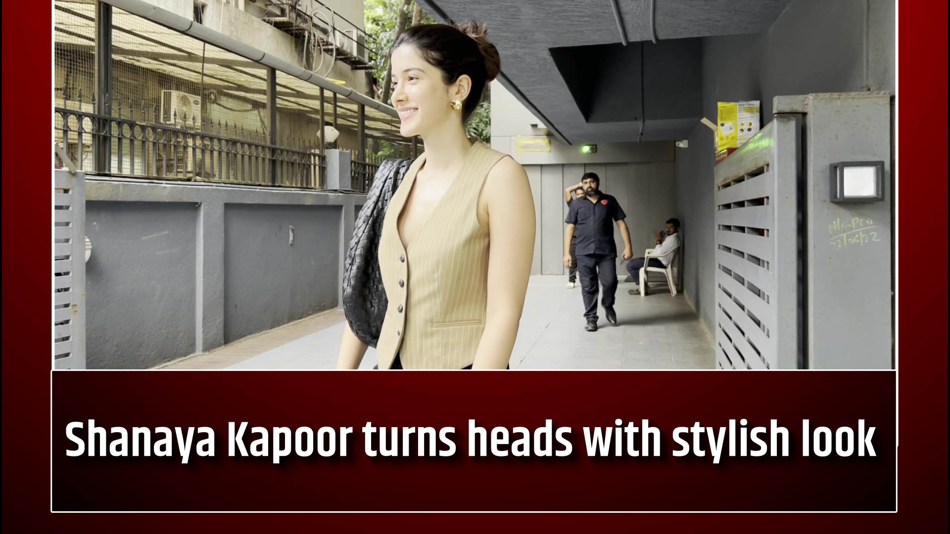 Shanaya Kapoor turns heads with stylish look