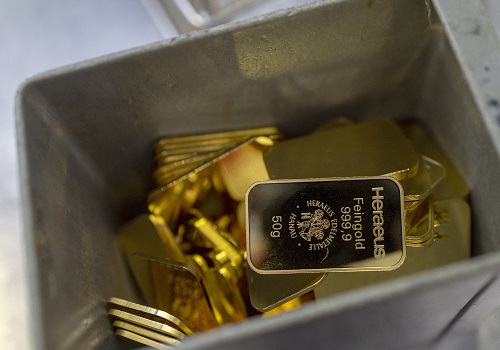 Gold slips as investors gear up for US inflation report