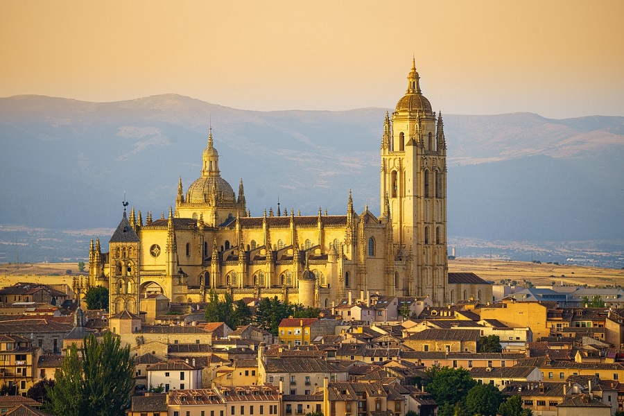Golden Cathedral: A Beacon of Faith and Architectural Glory
