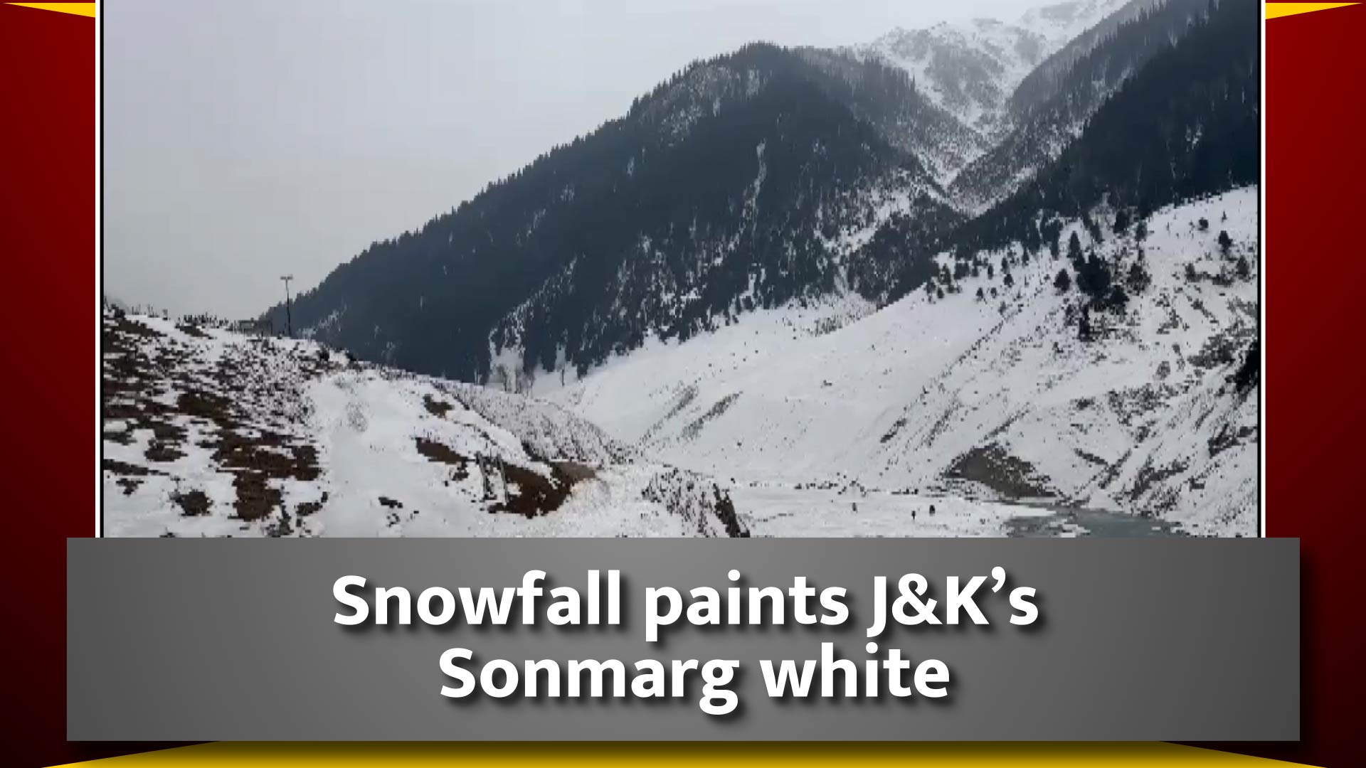 Snowfall paints J&K`s Sonmarg white