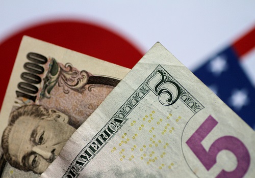 Yen firm on rate hike bets; US jobs data in focus