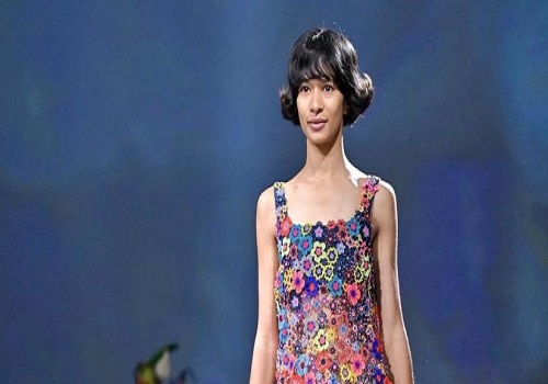 Kiara Advani, Malaika Arora stir up a fashion moment