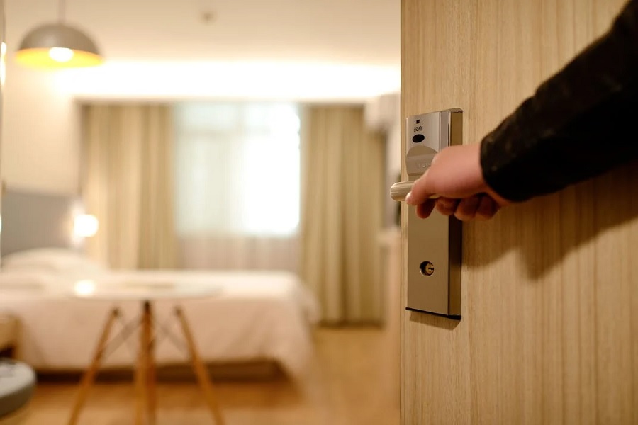 Welcoming Comfort: A First Look Inside Your Hotel Room