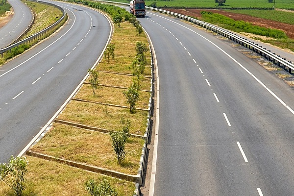 Supply of raw materials will remain adequate: Government assures highway builders