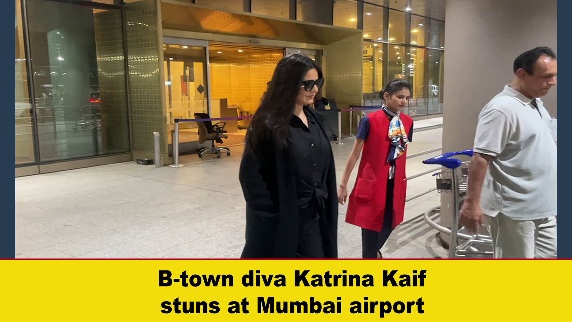 B-town diva Katrina Kaif stuns at Mumbai airport