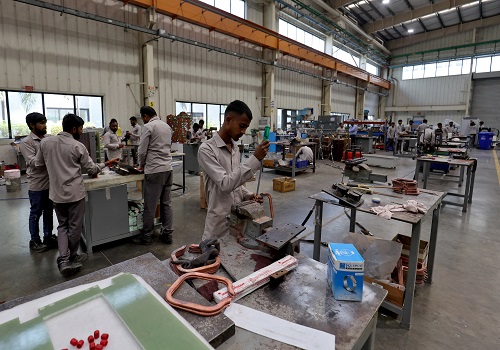 India`s PM Narendra Modi plans post-election reforms to rival Chinese manufacturing