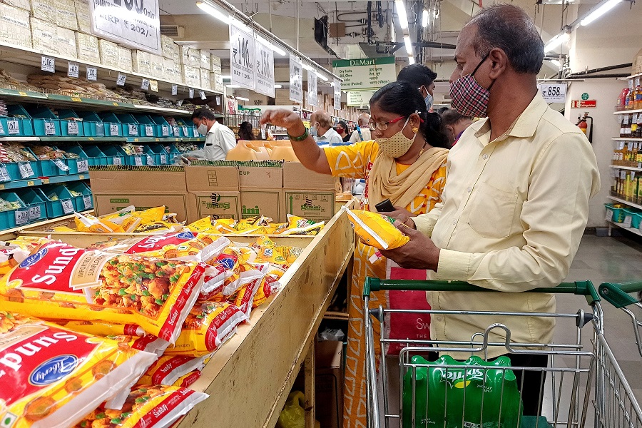 India`s veg oil imports seen lower in 2024-25, industry group says