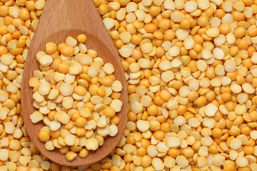 Government extends duty-free import of yellow peas to keep inflation in check