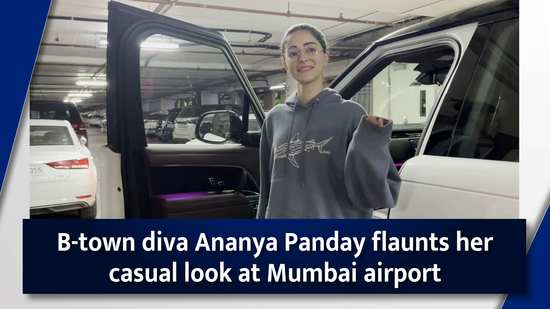 B-town diva Ananya Panday flaunts her casual look at Mumbai airport